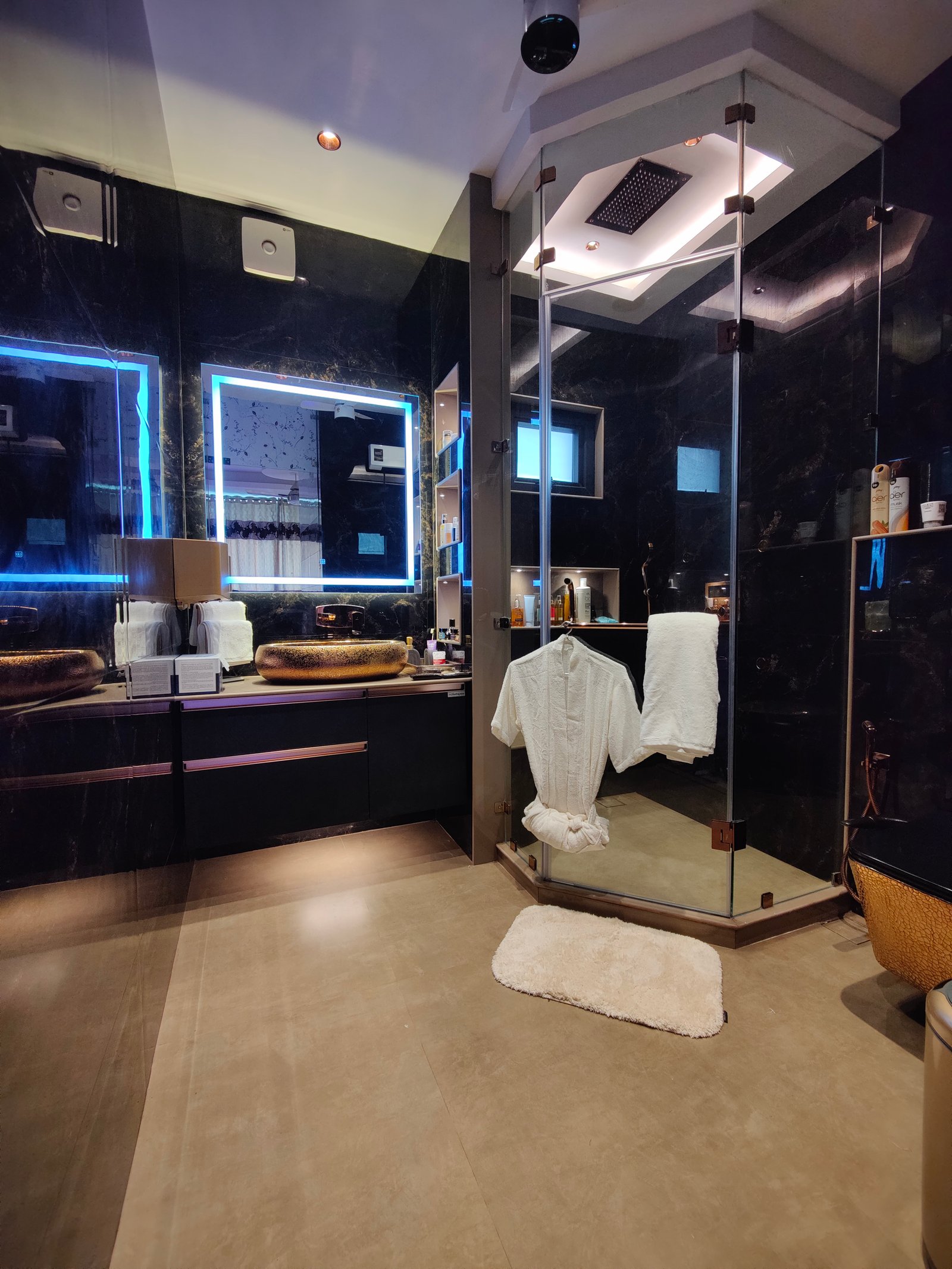 Bathroom design - Greater Kailash